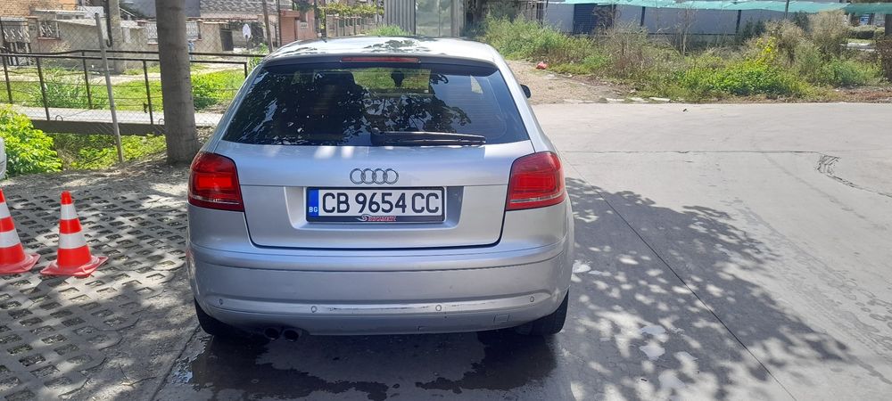 Лек автомобил Audi A3 2.0FSI
