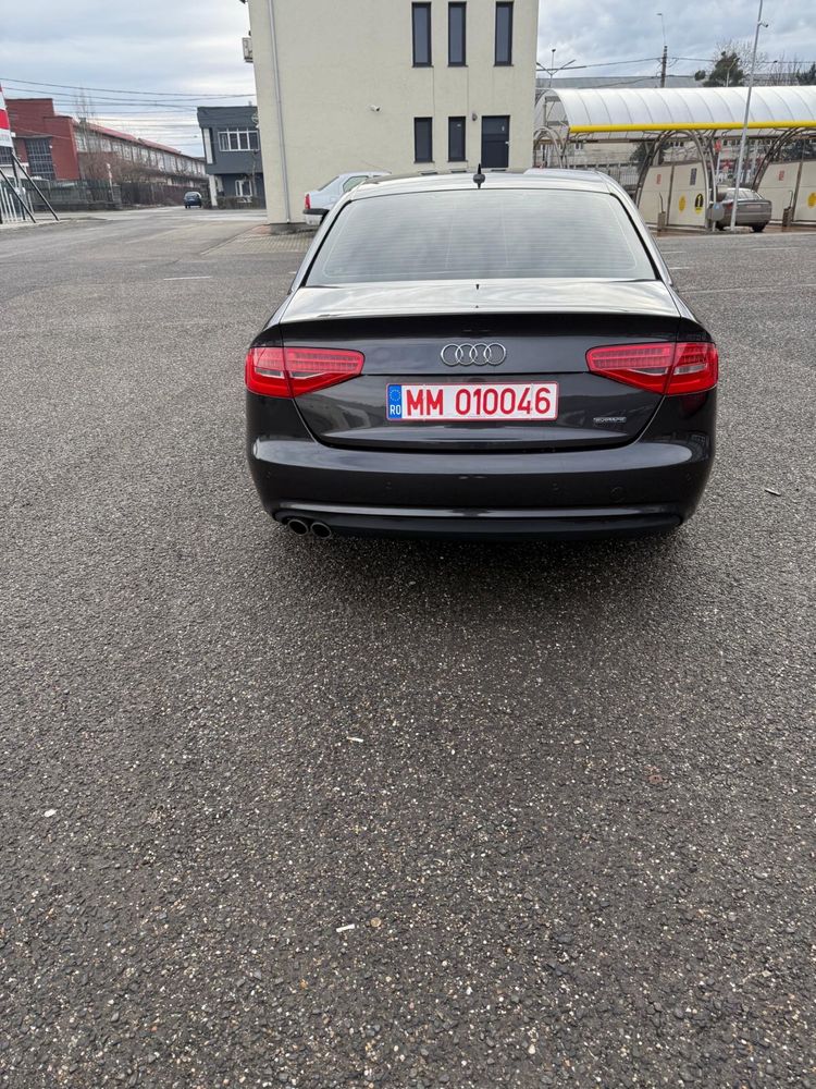 Audi a4 2015 qutro s line