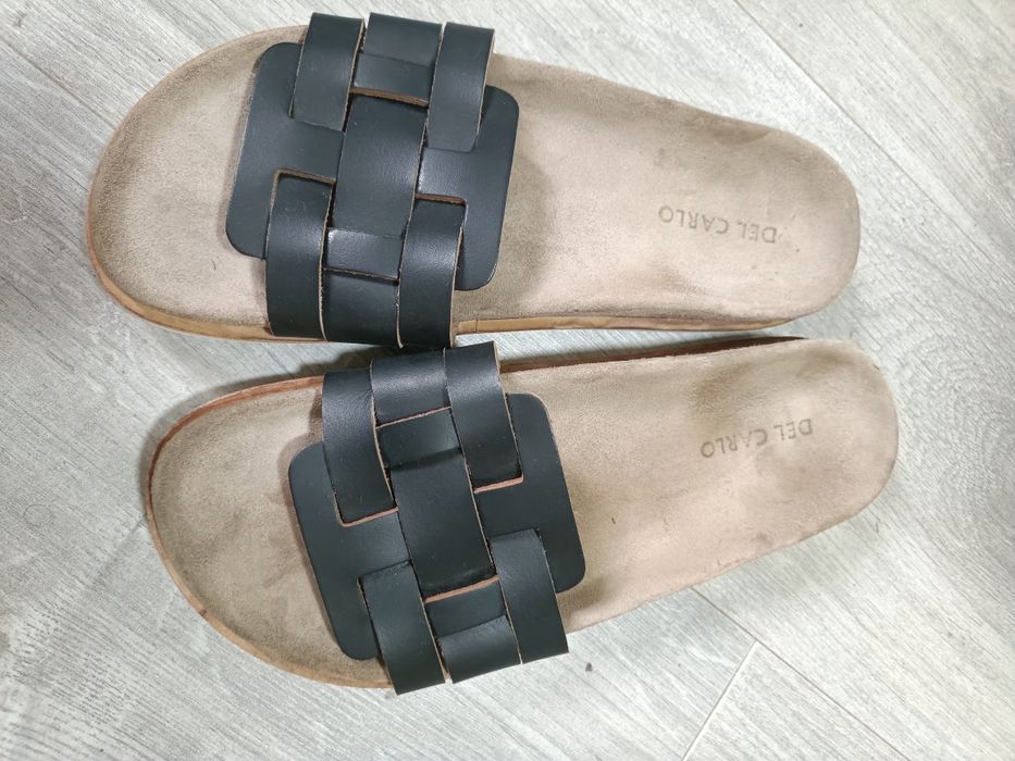 Saboți și pantofi din piele