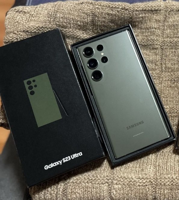 Samsung S23 Ultra 512 gb inca in garantie