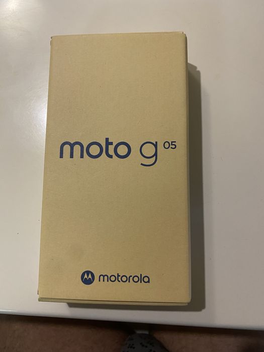Телефон Motorola g 05