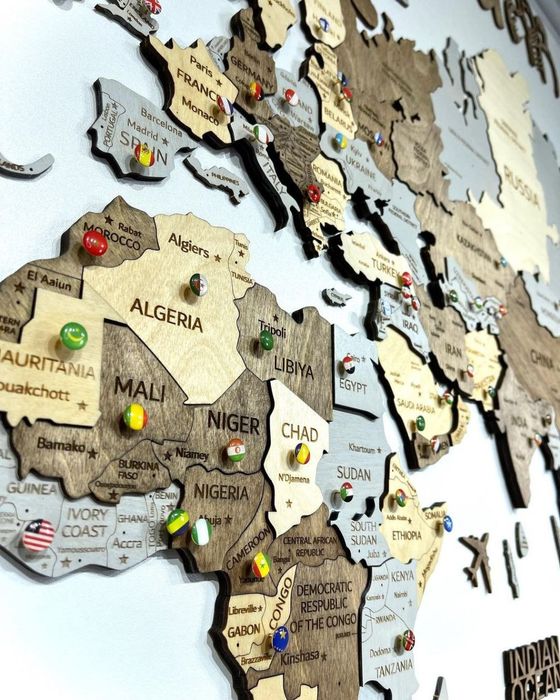 Интерьерная карта мира