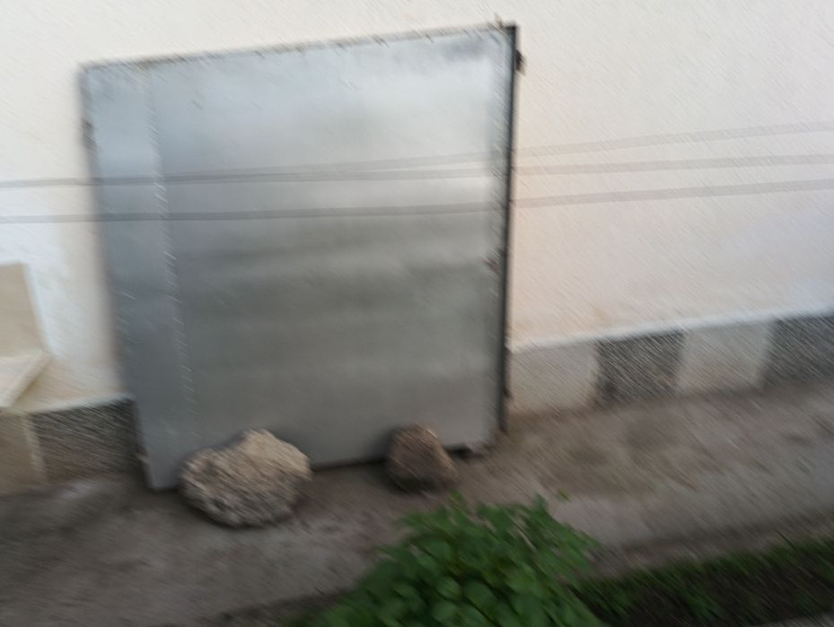 Гаражна врата двукрилна