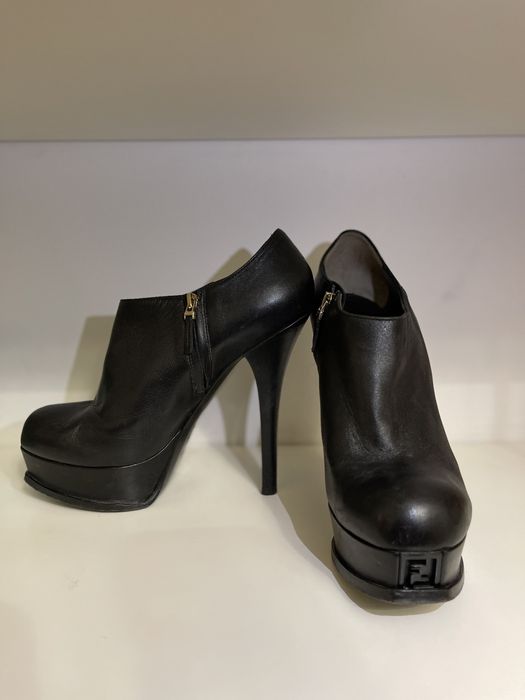 Botine FENDI - ghete, cizme