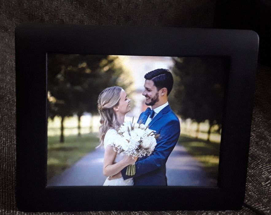 Ramă digitală foto E-boda.