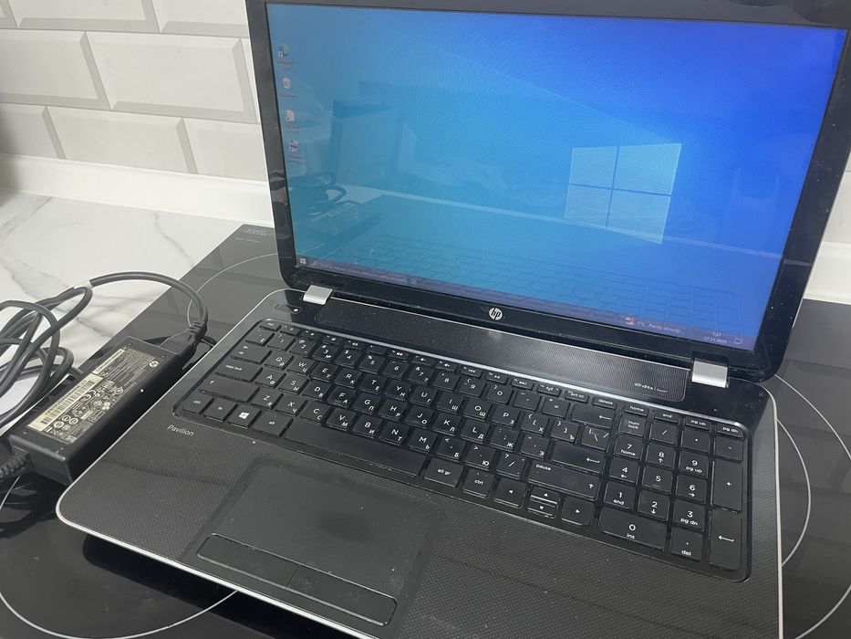 Ноутбук в рабочем состоянии