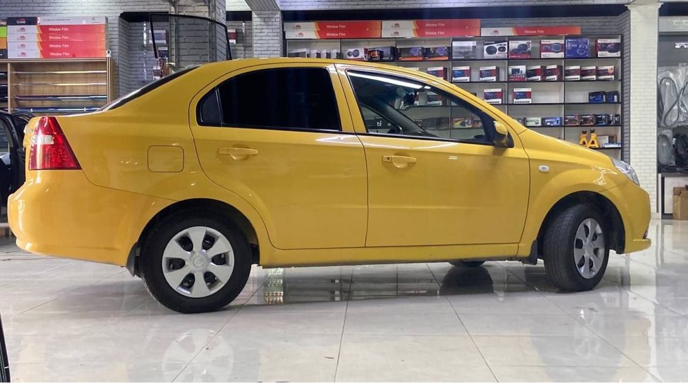 Chevrolet Neksia 3