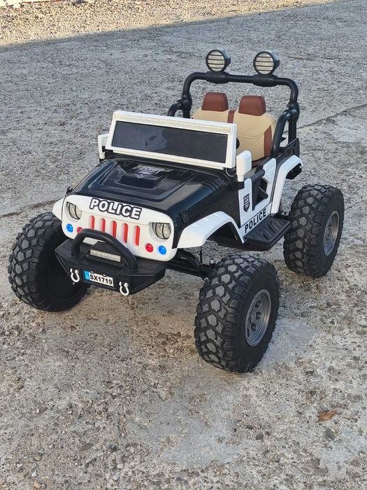 Mașinuță electrică Jeep de poliție alb/negru, ca nouă, cu telecomandă
