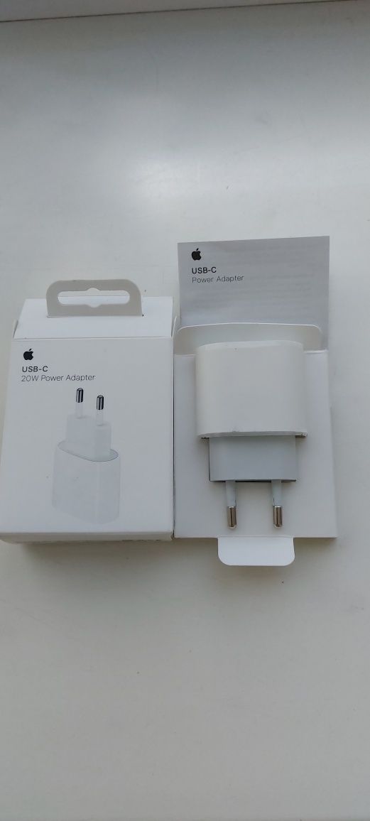 Адаптер USB-C 20W