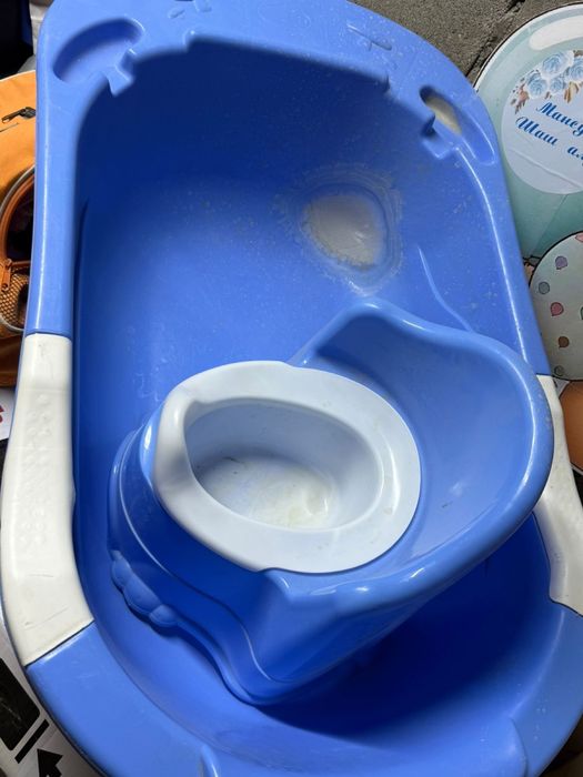 ванный тазик с горшком