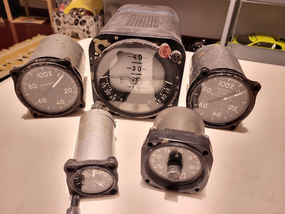 Ceasuri de bord indicator avion MIG-21 29