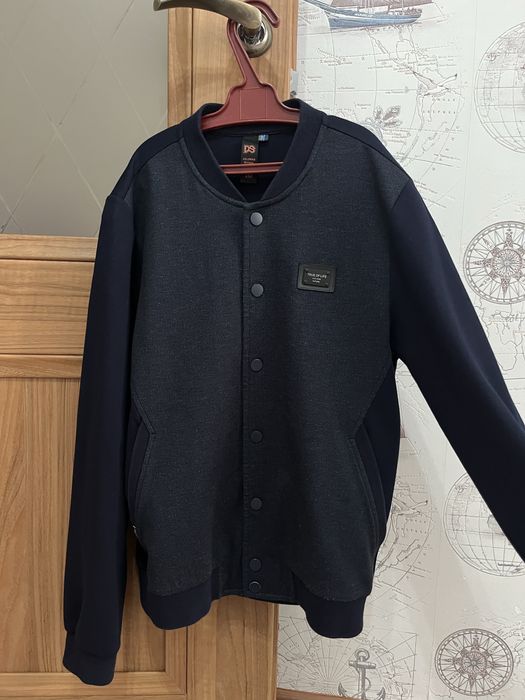 Продам школьный бомбер на мальчика