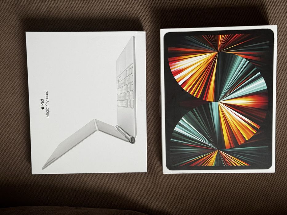 Apple Magic Keyboard 12.9 inch gen 5