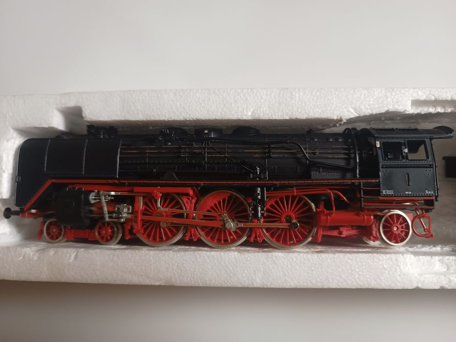 Locomotiva BR 01 Roco HO