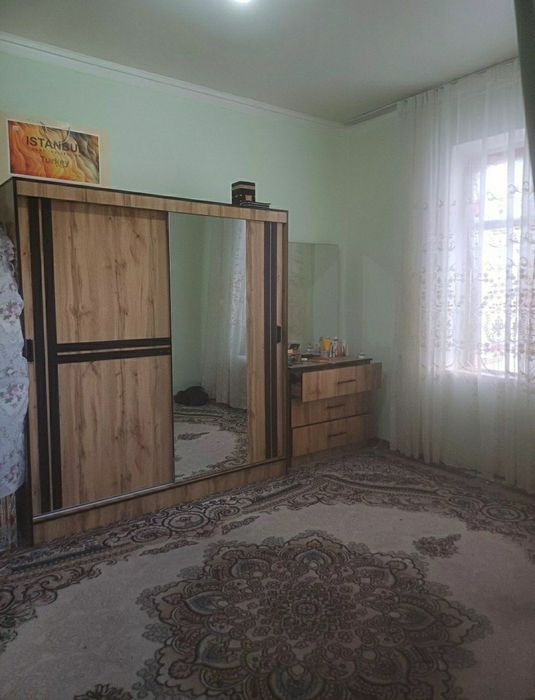 Srochna uy sotiladi 1,7 sotix