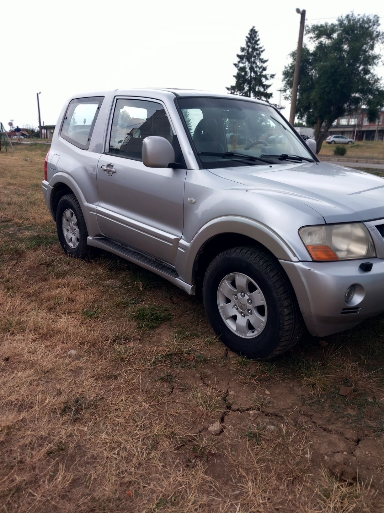 Продава се Mitsubishi Pajero 3.2 did