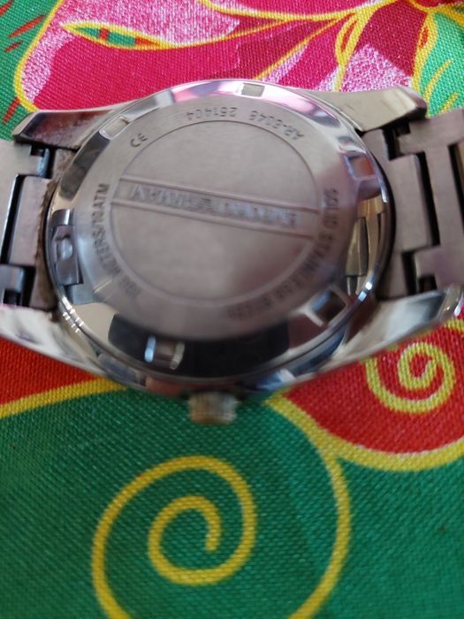 Часовник Emporio Armani употребяван