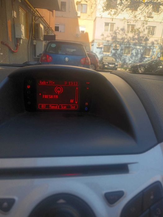 Ford fiesta 1.4 benzina plus GPL