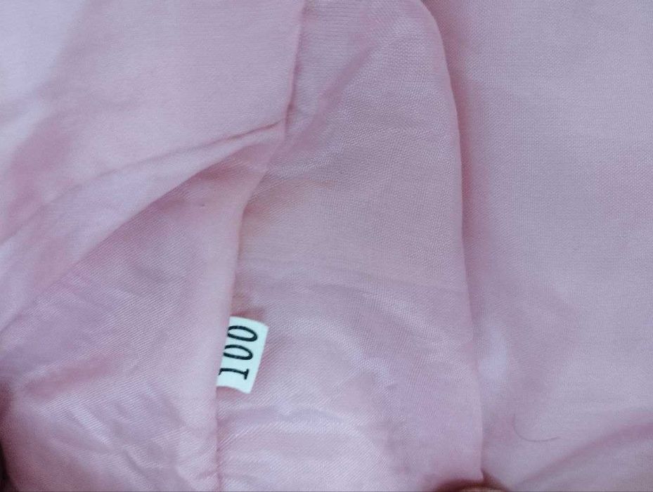 пуховичок для девочки и шапочка б.у. в отличном состоянии