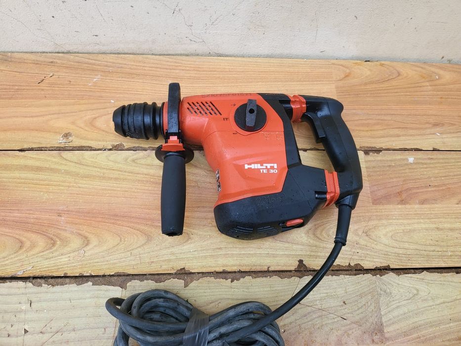 Ciocan rotopercutor Hilti TE 30  AVR