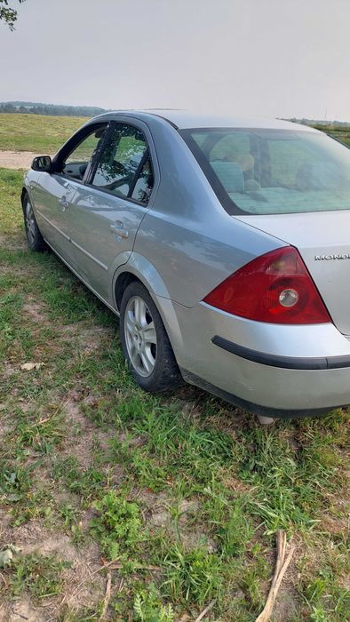 Vand Ford Mondeo, mk3, an 2001, 1350 euro
