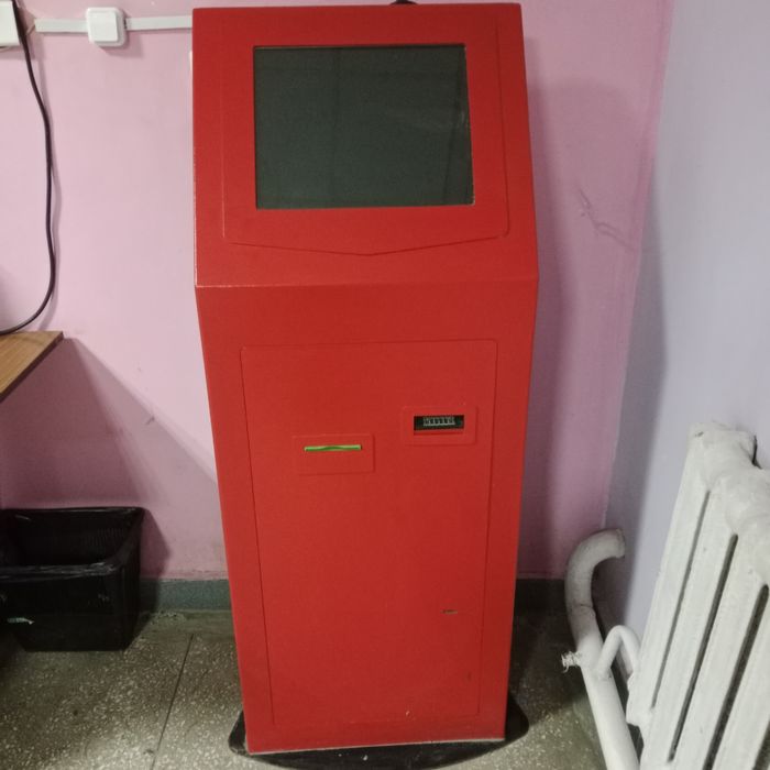 Продается платежный терминал почти новый