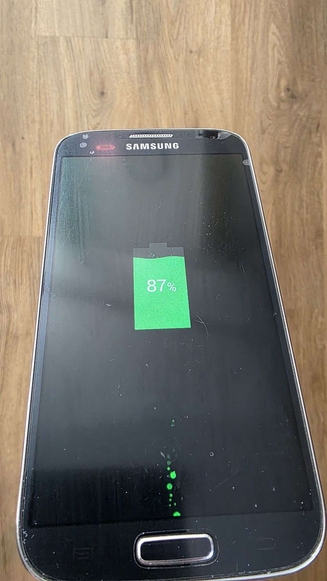 Смартфон Samsung Galaxy S4