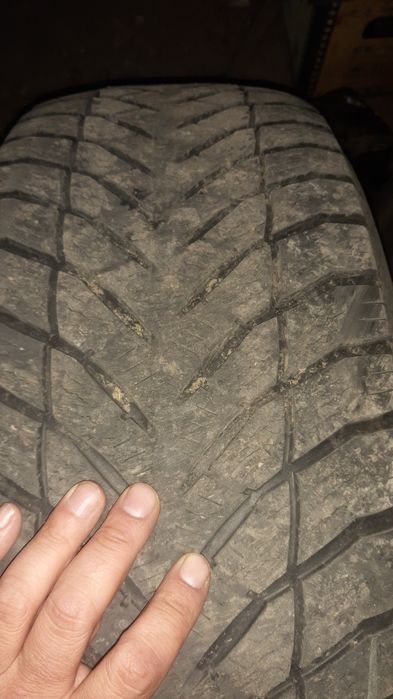 Диски с резиной в хорошем состоянии стояли на прадо 150