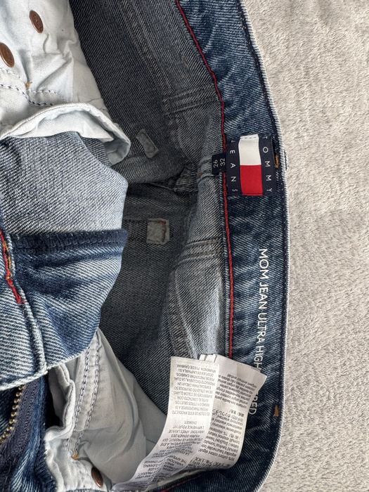 Чисто нови дънки Tommy Hilfiger