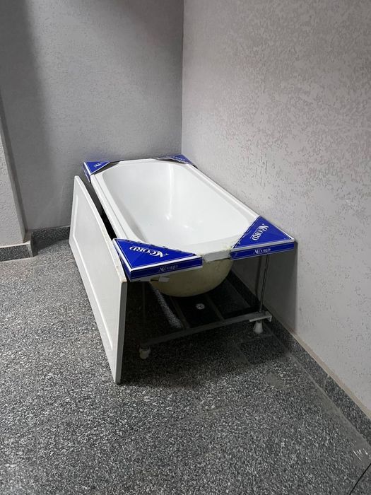 продается ванна (акрил)б/у в хорошем состоянии