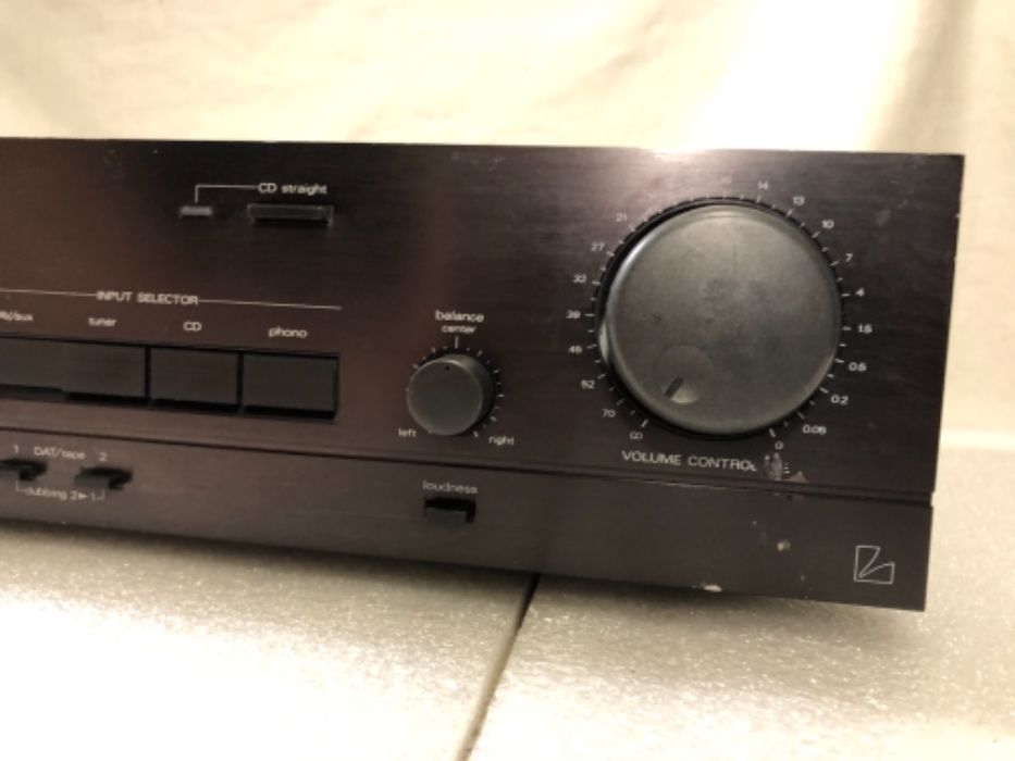 Luxman LV-110 стерео усилвател