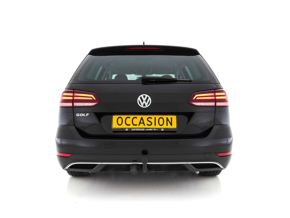 VW Golf 1.6 TDI VARIANT , 2019,  Дизел ,Комби,116к.с. TUV-Германия