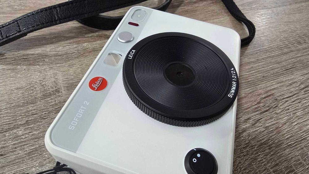Моментен фотоапарат Leica - SOFORT 2, бял