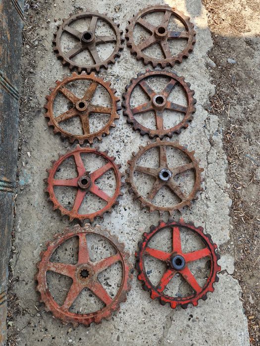 Roata  pinion  Furca   presa de balotat  balotiera  Sgorbati   New  ho