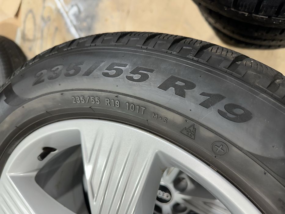 Roti iarna Audi E tron 19 FACTURA 235/55R19 ca si NOI DOT2021