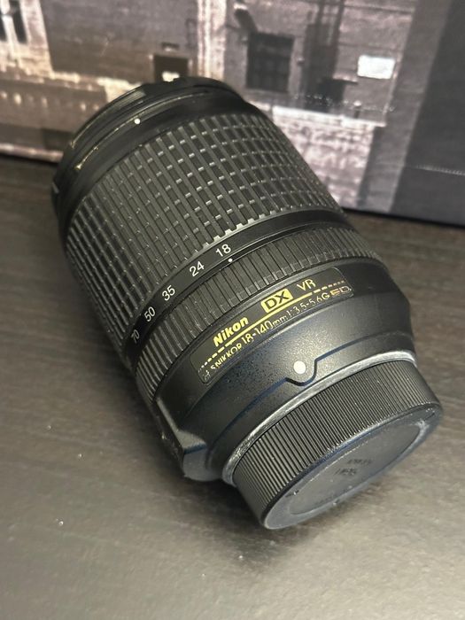 Obiectiv Nikon kit 18-140
