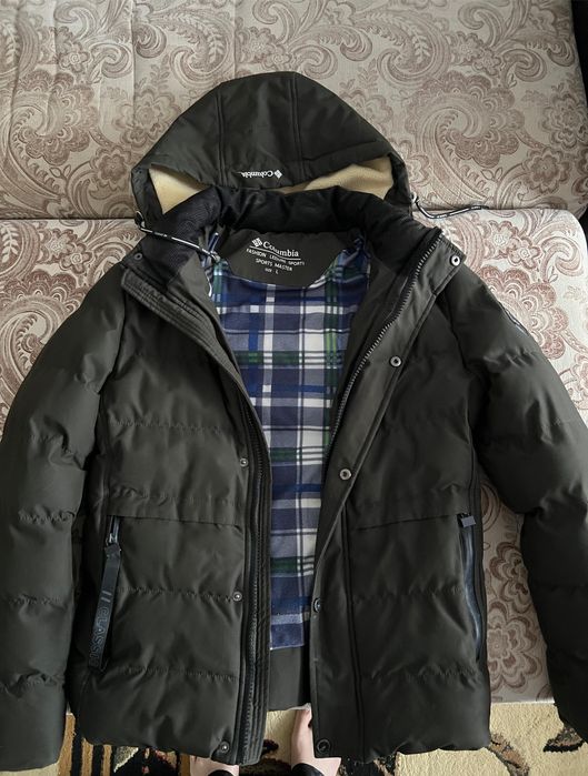 Продам куртку Columbia