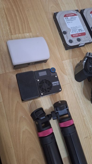 Шикарный портативный свет Aputure Amaran Ace 25c и 25x