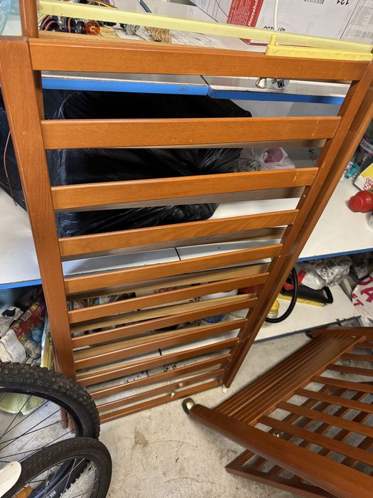 Masă bebeluși și pat bebeluşi, premergǎtor