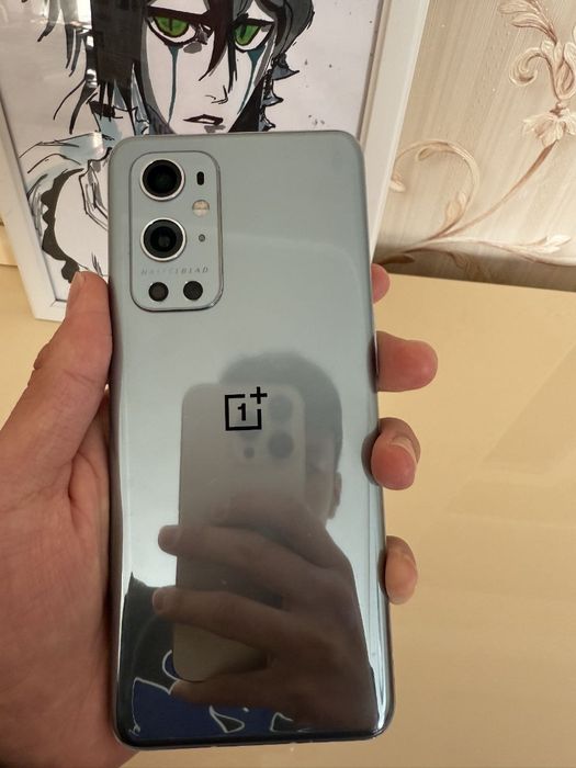 One plus 9pro серый
