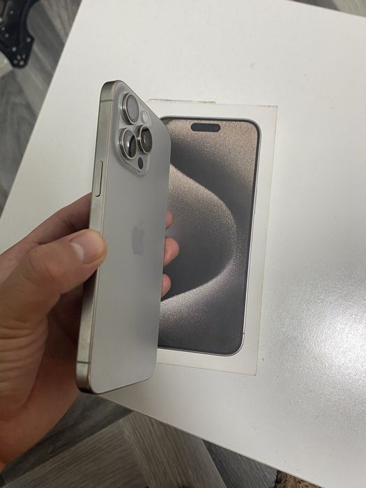 15 про макс хорошем состоянии