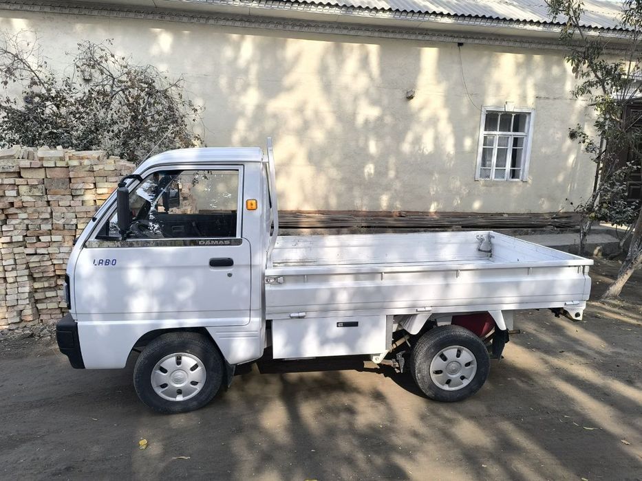 Labo Damas moshinasi sotiladi