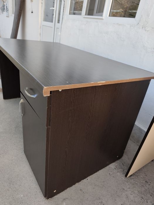 Компьютер дарс стол сотилади кибрайда