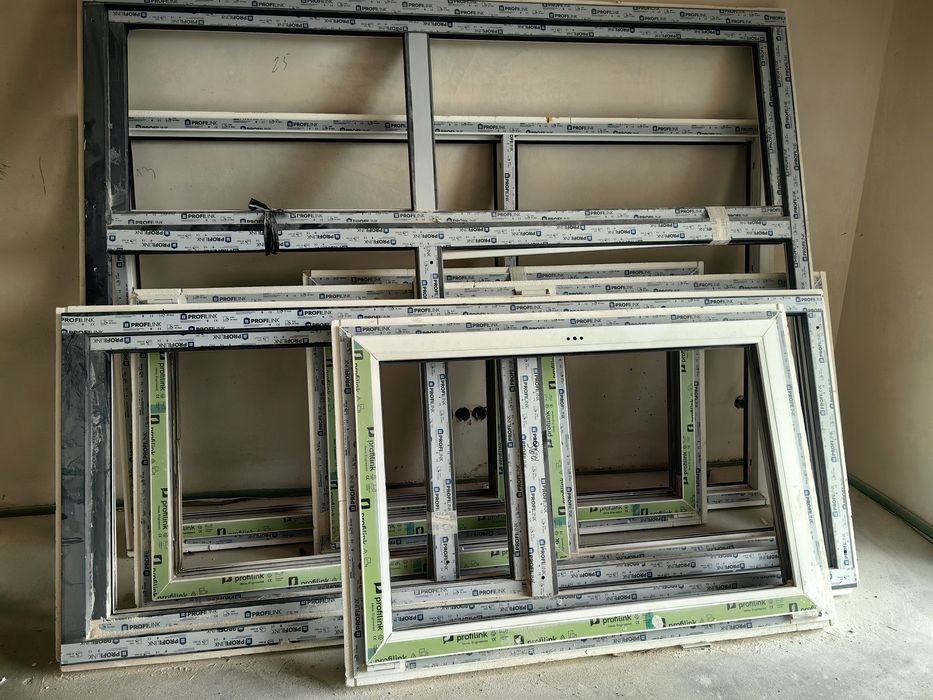 Продавам PVC дограма