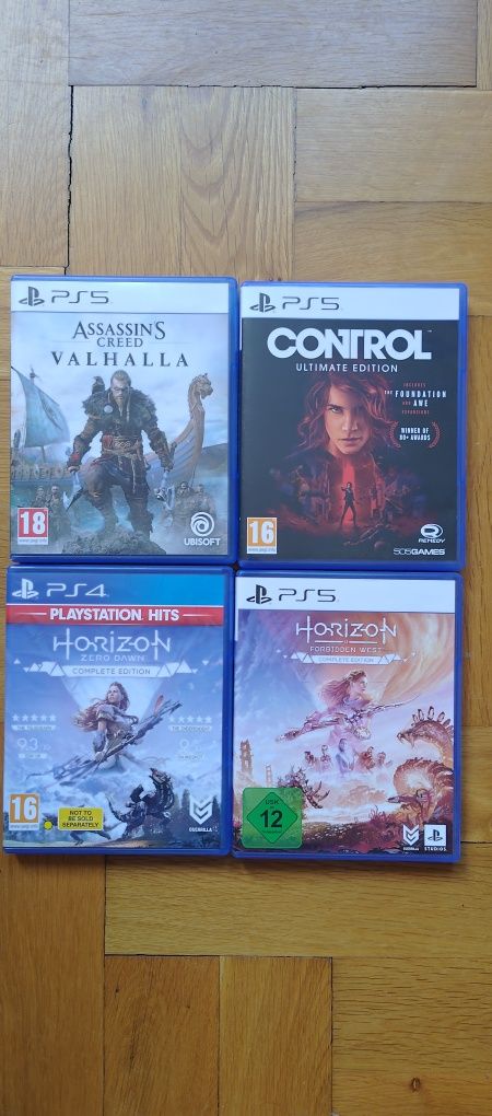 Playstation 5 + 2TB + 4 игри CD