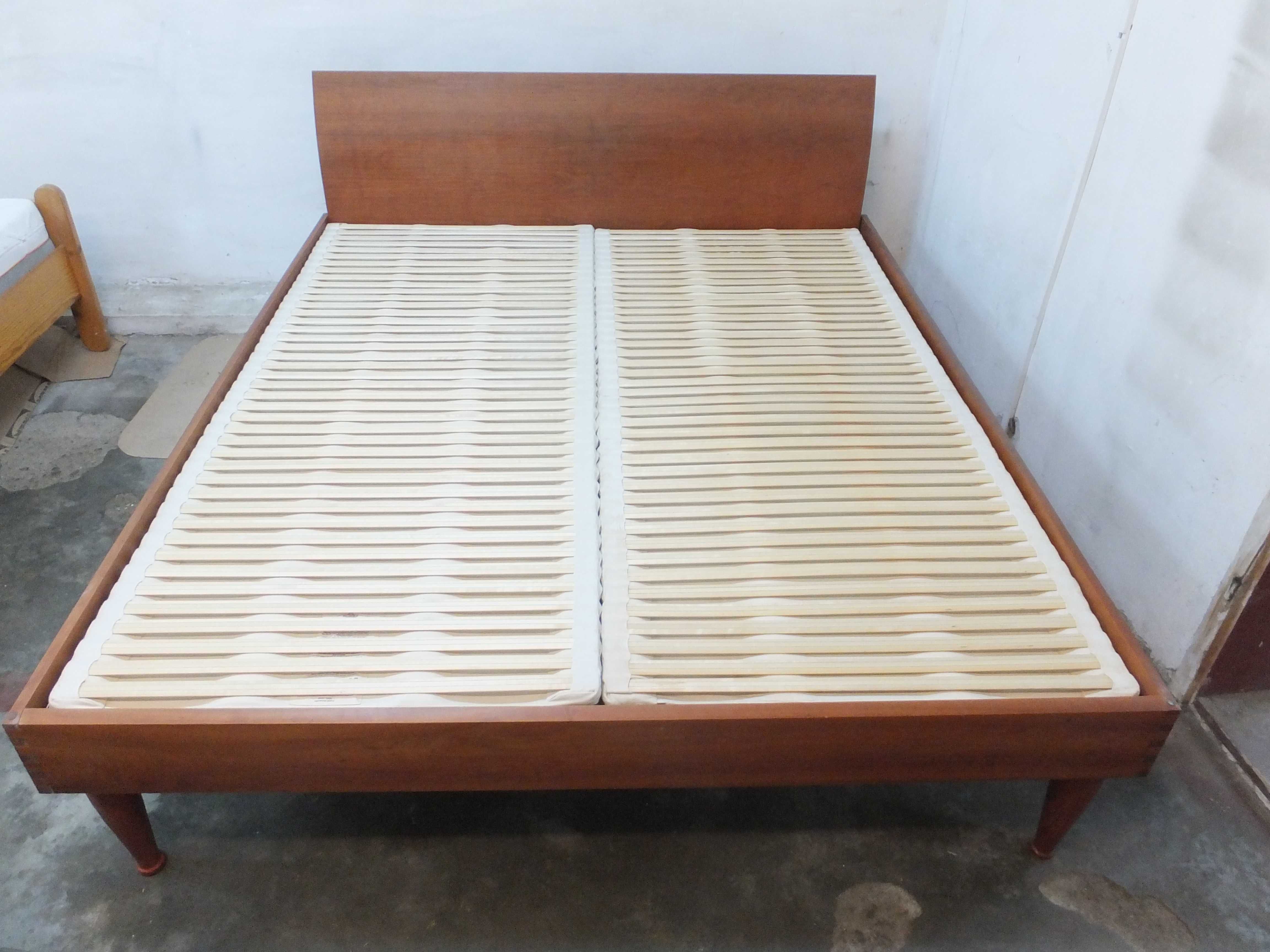 Pat dormitor de calitate lemn masiv cires 180x210 transport gratuit