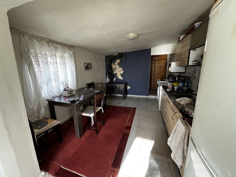 Продава се къща в гр. Главиница