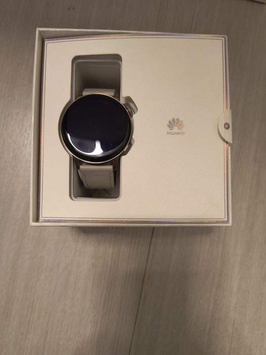 Ceas Huawei GT 3 gold