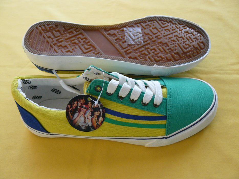 Tenisi Barbati LCF,Noi In Cutie Colors Brasil & Spain,Adusi Din Franta