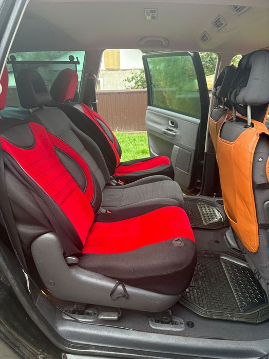 Se vinde Volkswagen Sharan !!